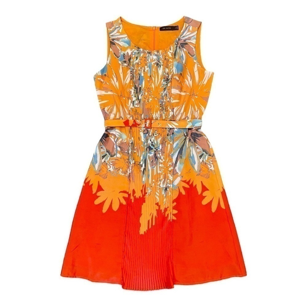 THE LIMITED, SLEEVELESS DRESS IN SUNSET ORANGE COLORS. PLEATED FRONT. SIZE 4